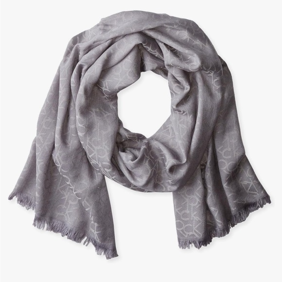 Calvin Klein 100% Viscose Scarf - Picture 1 of 6